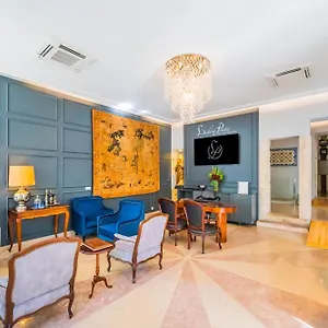 Prata Boutique מלון