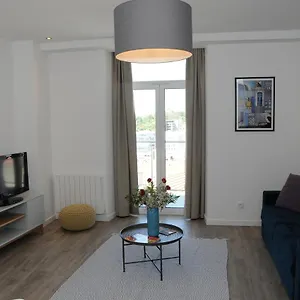 Lisbonne Apartament