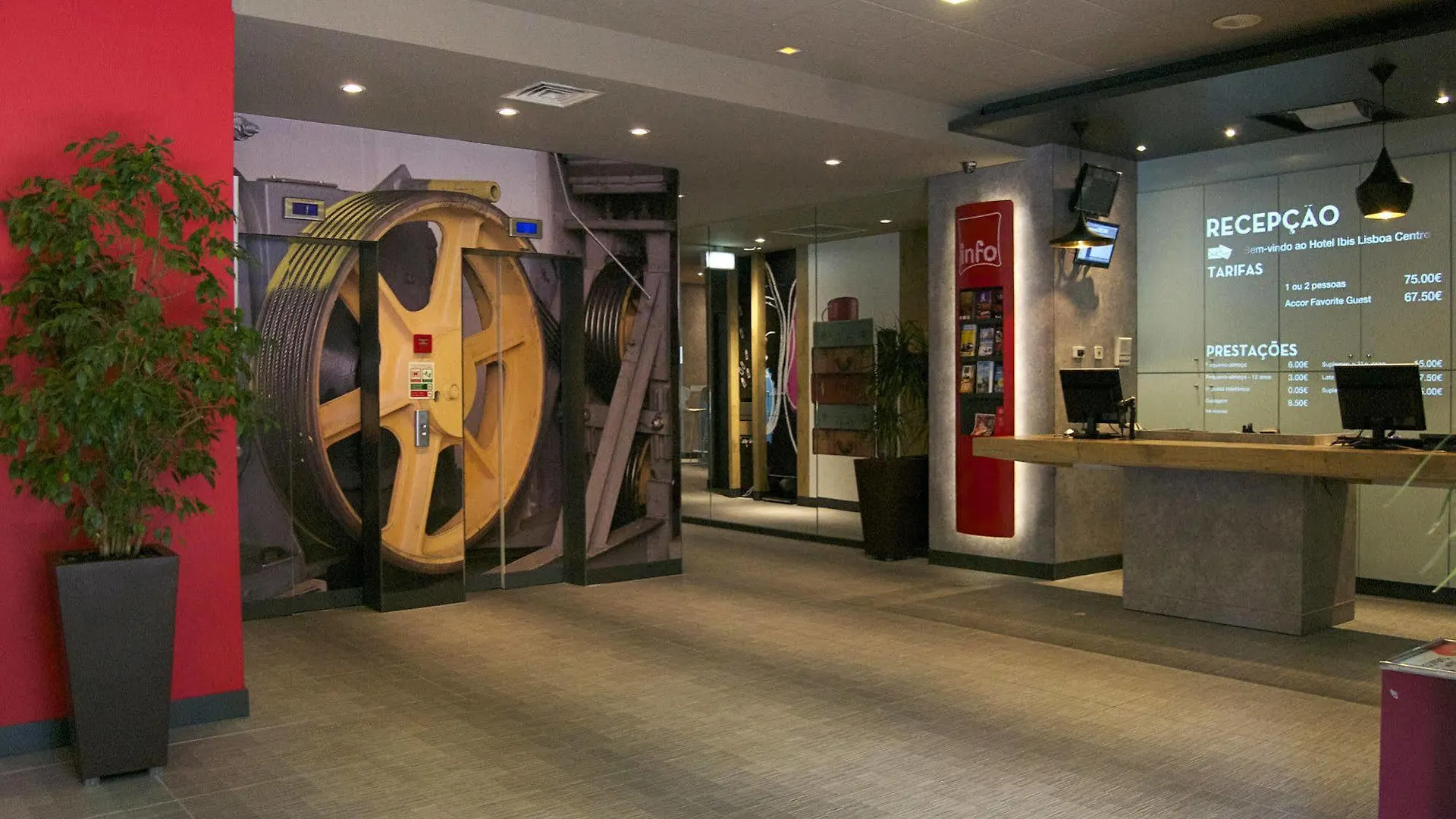 Hotel Ibis Lisboa Saldanha 2*, Lisbon